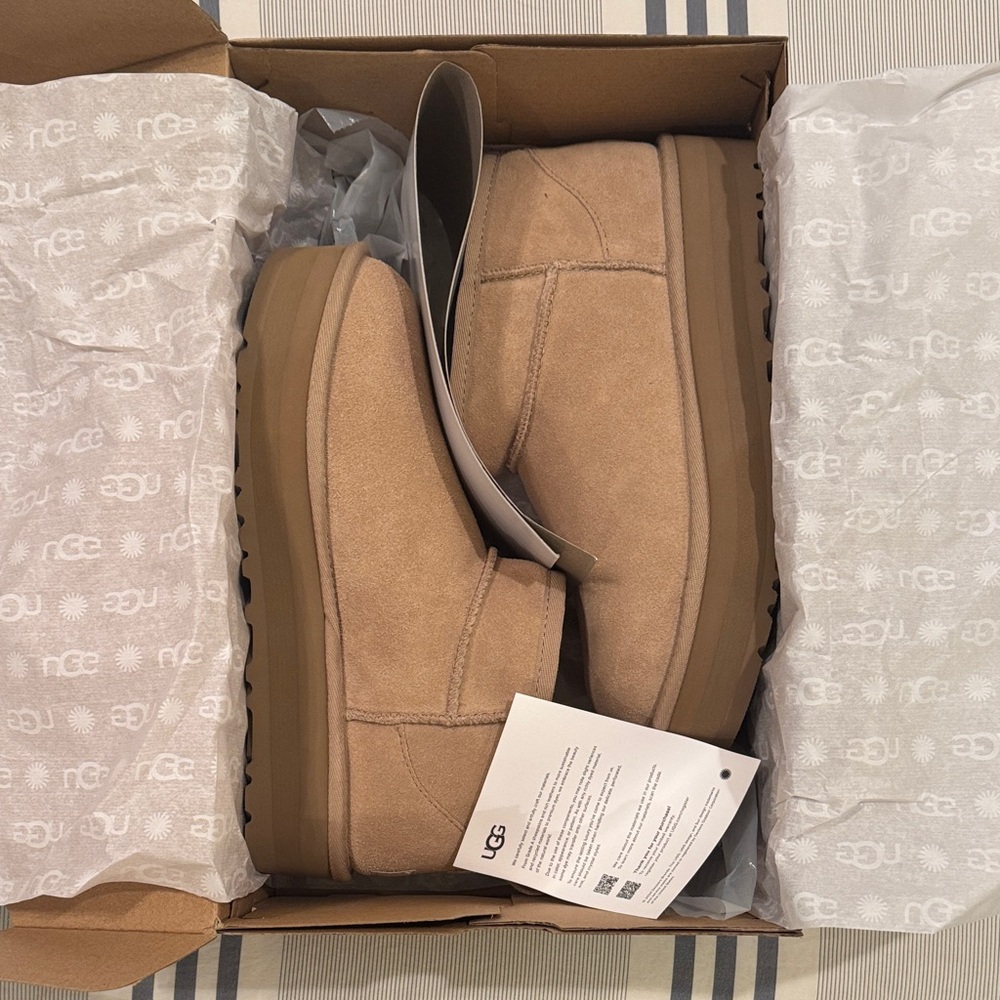 UGG Kids Ultra Mini Platform Boots  - Sand
